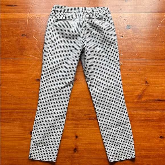 Adrienne Vittadini Pants - Picture 2 of 8